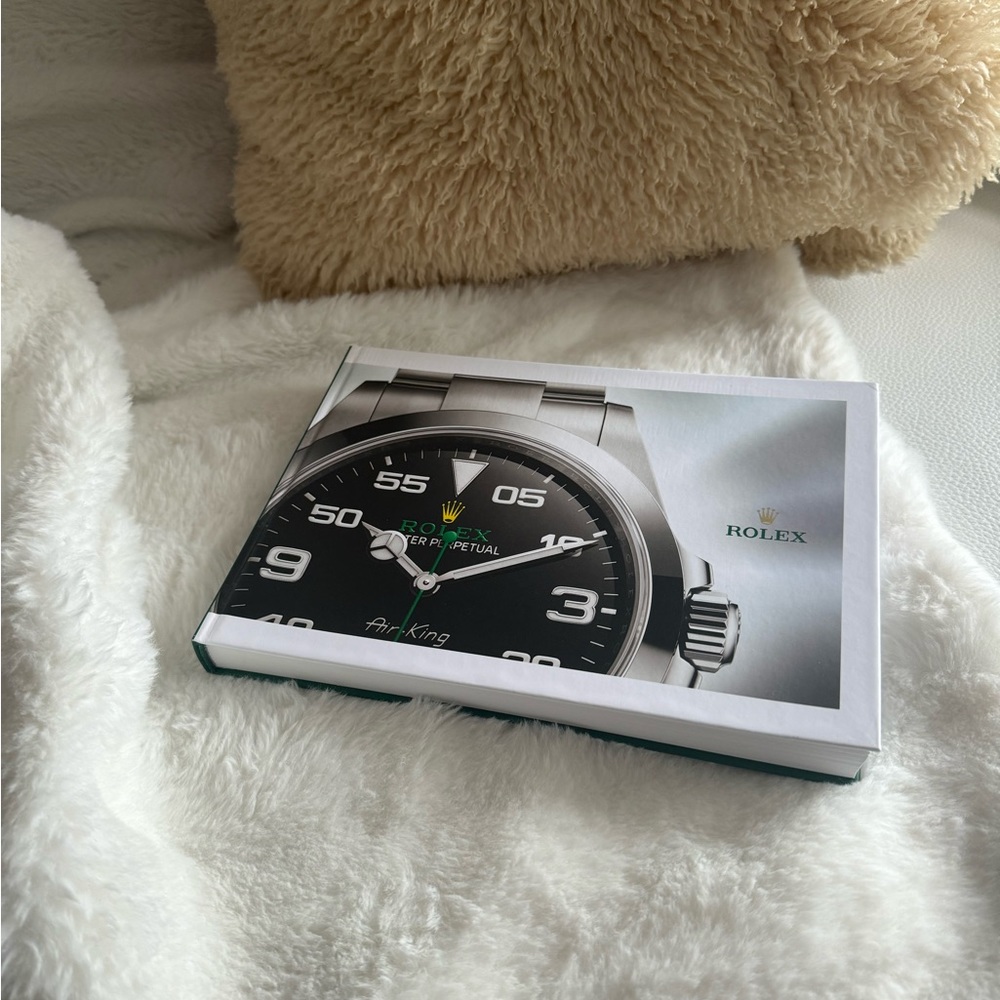 Rolex 2022-2023 NEW  Watch Collection Hardcover book